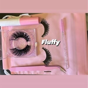 Hey my ladies 😻I am here to share with you my beautiful lashes